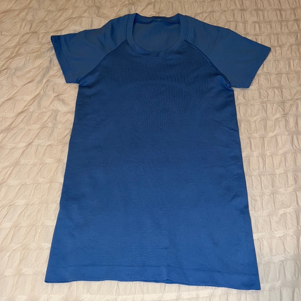 Lululemon Swiftly tech short sleeve
